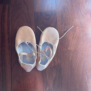 Stella ballet shoes